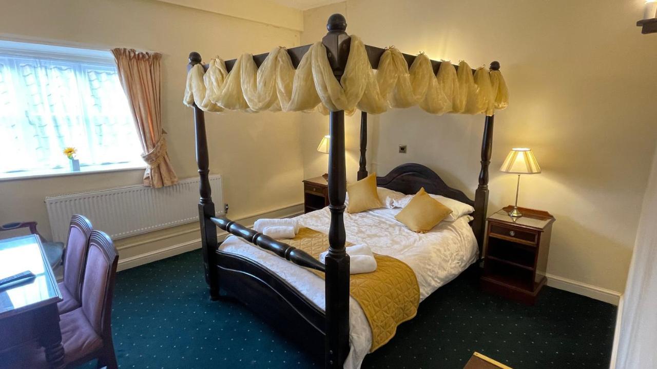 Crown Hotel Downham Market Eksteriør bilde