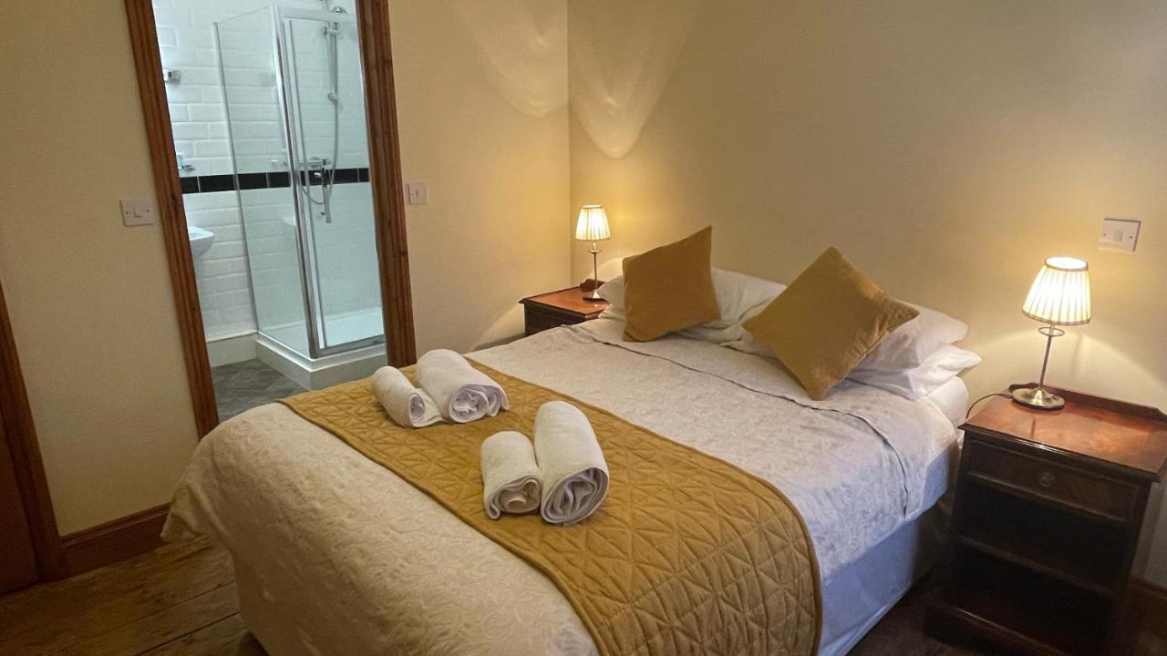 Crown Hotel Downham Market Eksteriør bilde