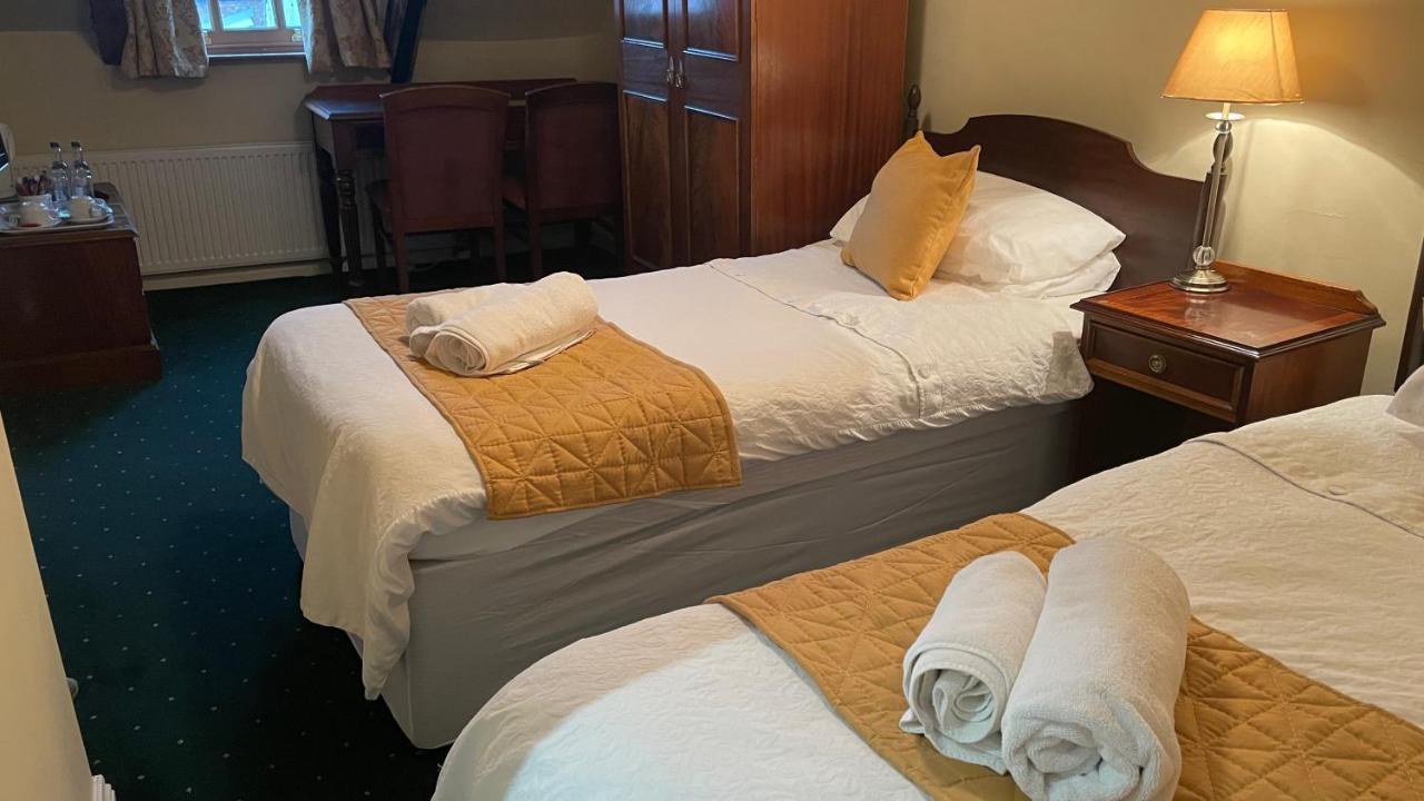 Crown Hotel Downham Market Eksteriør bilde