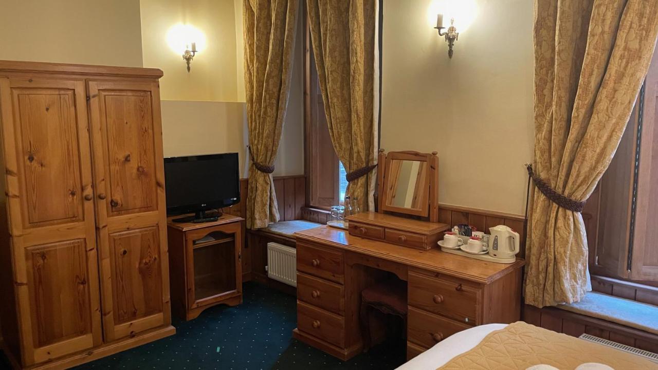 Crown Hotel Downham Market Eksteriør bilde