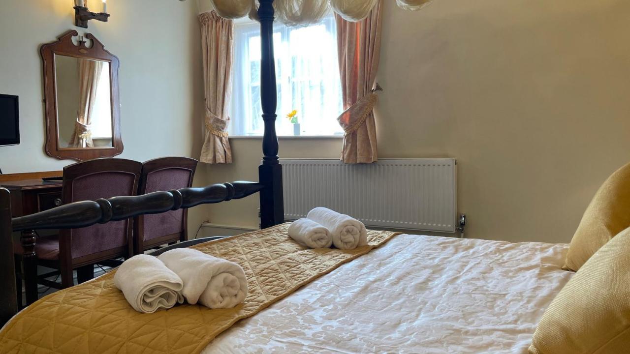 Crown Hotel Downham Market Eksteriør bilde