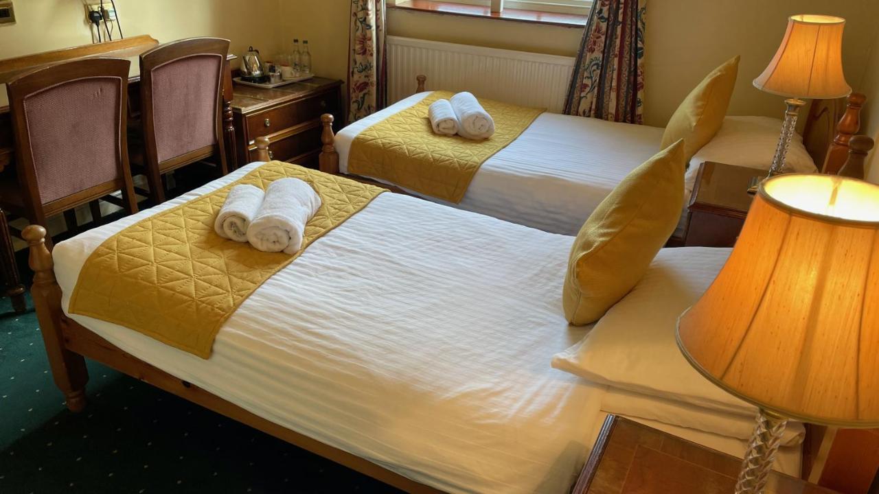Crown Hotel Downham Market Eksteriør bilde