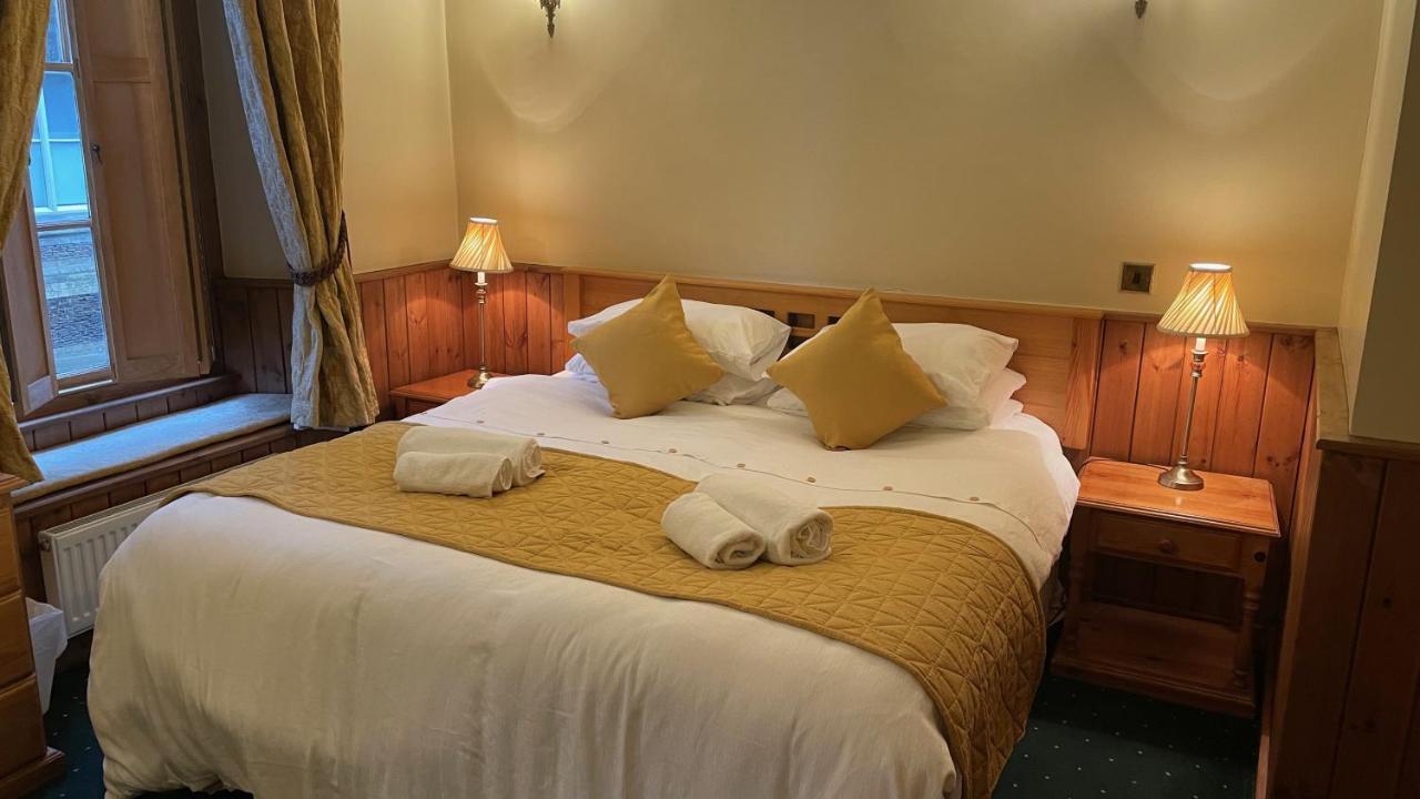 Crown Hotel Downham Market Eksteriør bilde