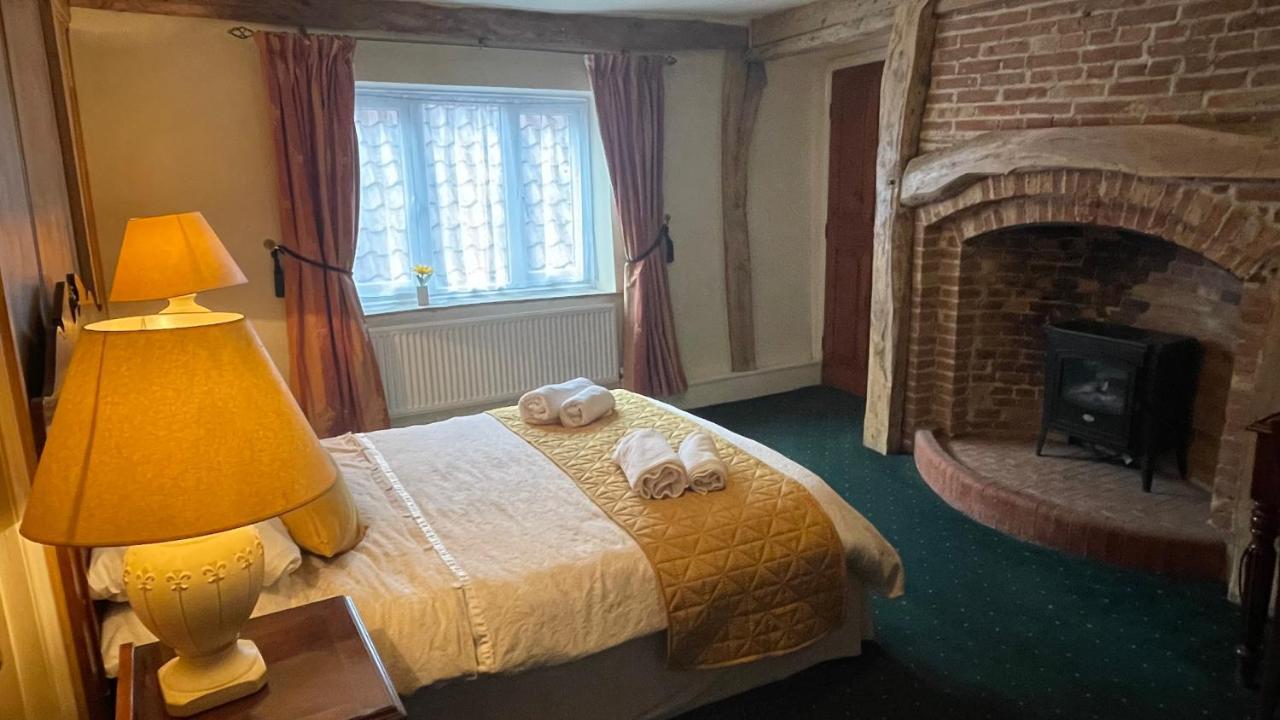 Crown Hotel Downham Market Eksteriør bilde